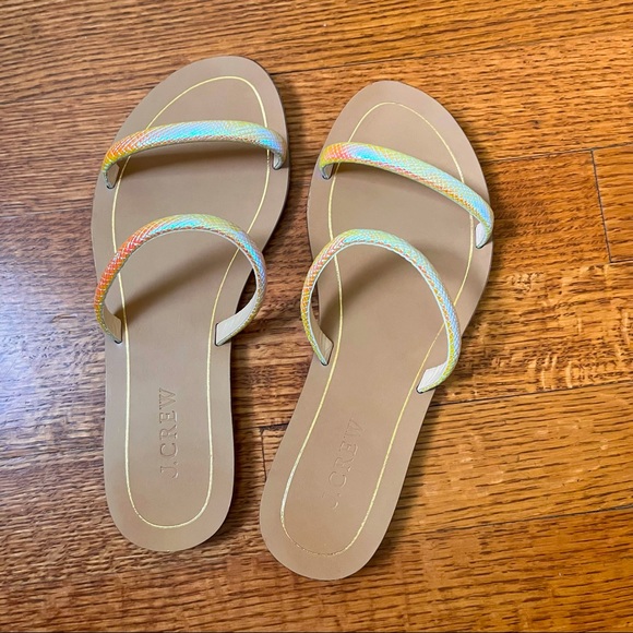 Two strap sandal, iridescent pearly straps